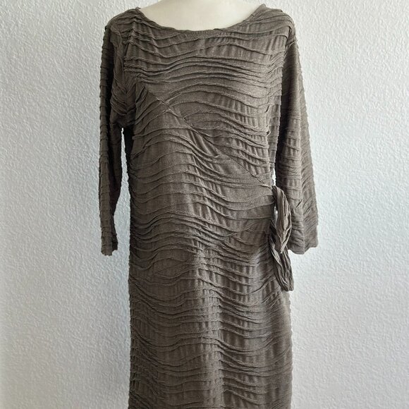 Forever Taupe Textured Knit Dress – Size XL – Long Sleeve - Picture 2 of 8